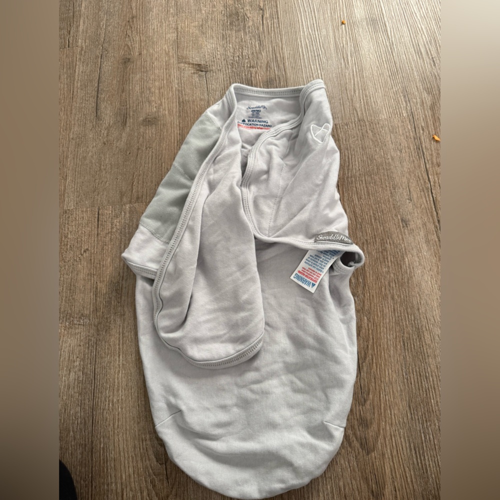 Gray SwaddleMe Baby Swaddle